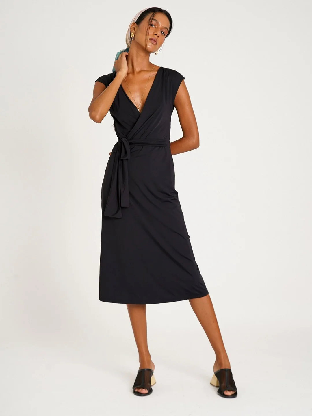 VESTIDO CACHEQUER PRETO M
